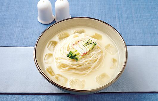 Kongguksu Korean cold soybean noodle soup