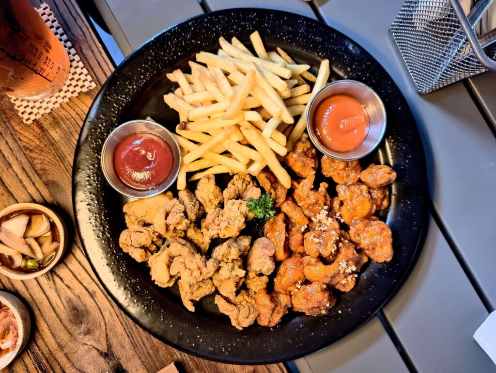 Korean Fried Chicken crispy chicken with sauce